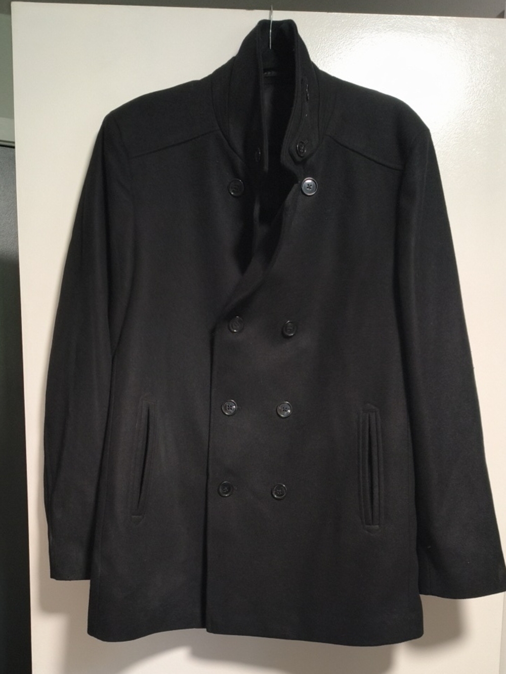 DKNY Men's Black Double-Breasted Wool Peacoat - Classic Winter Jacket